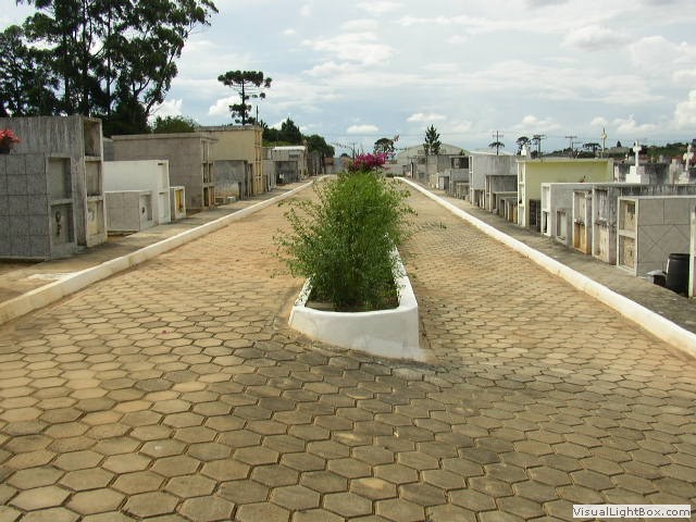 Cemitério Pedro Fuss | Coroas 24 Horas Curitiba